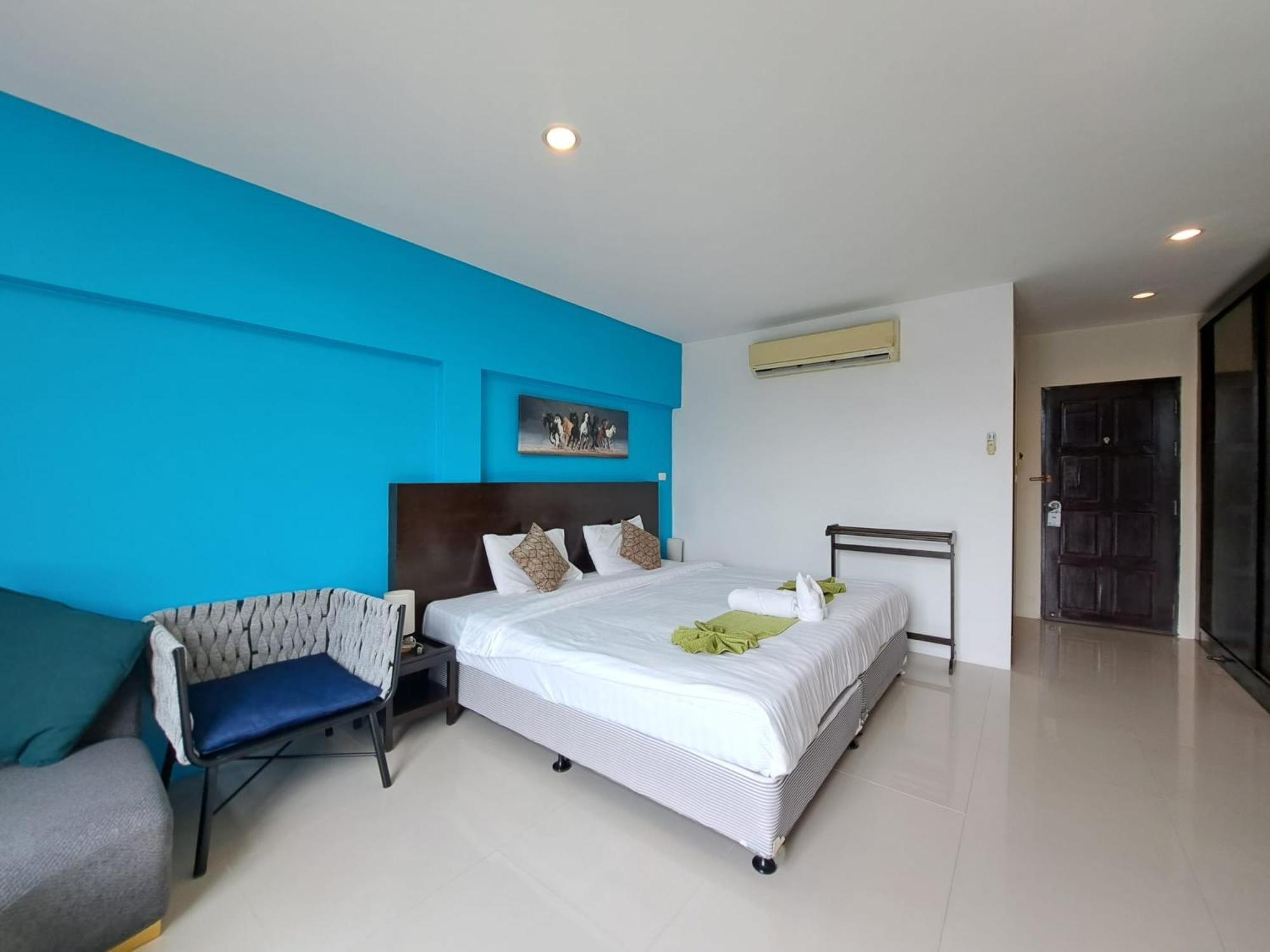 Baan Oui Guest House - Nai Harn Phuket ภายนอก รูปภาพ