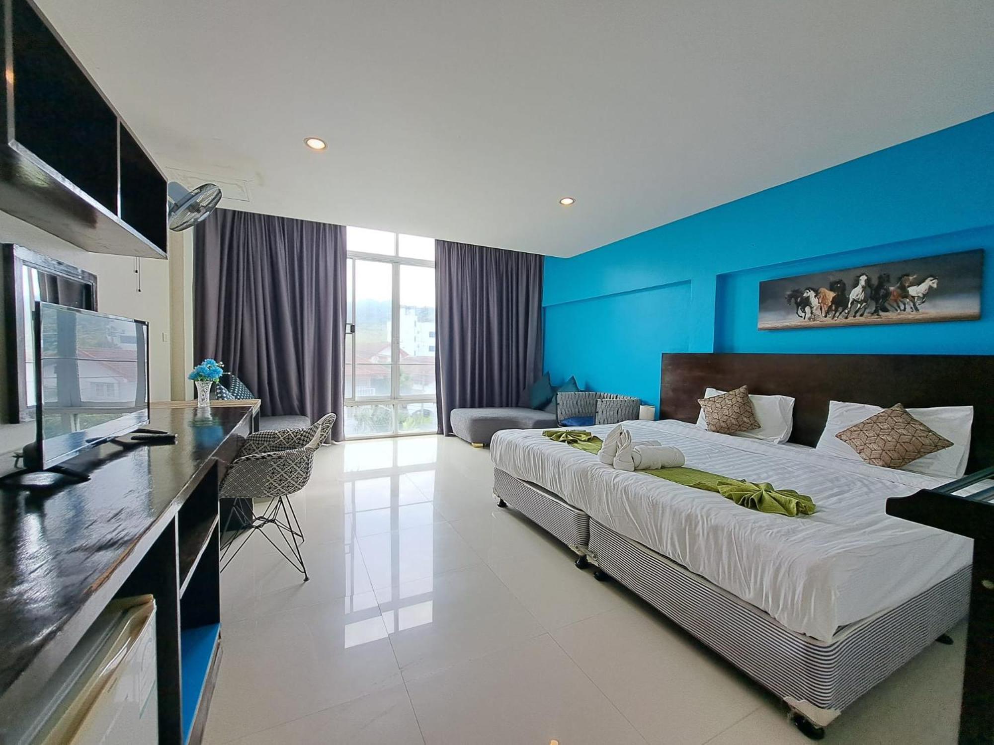 Baan Oui Guest House - Nai Harn Phuket ภายนอก รูปภาพ