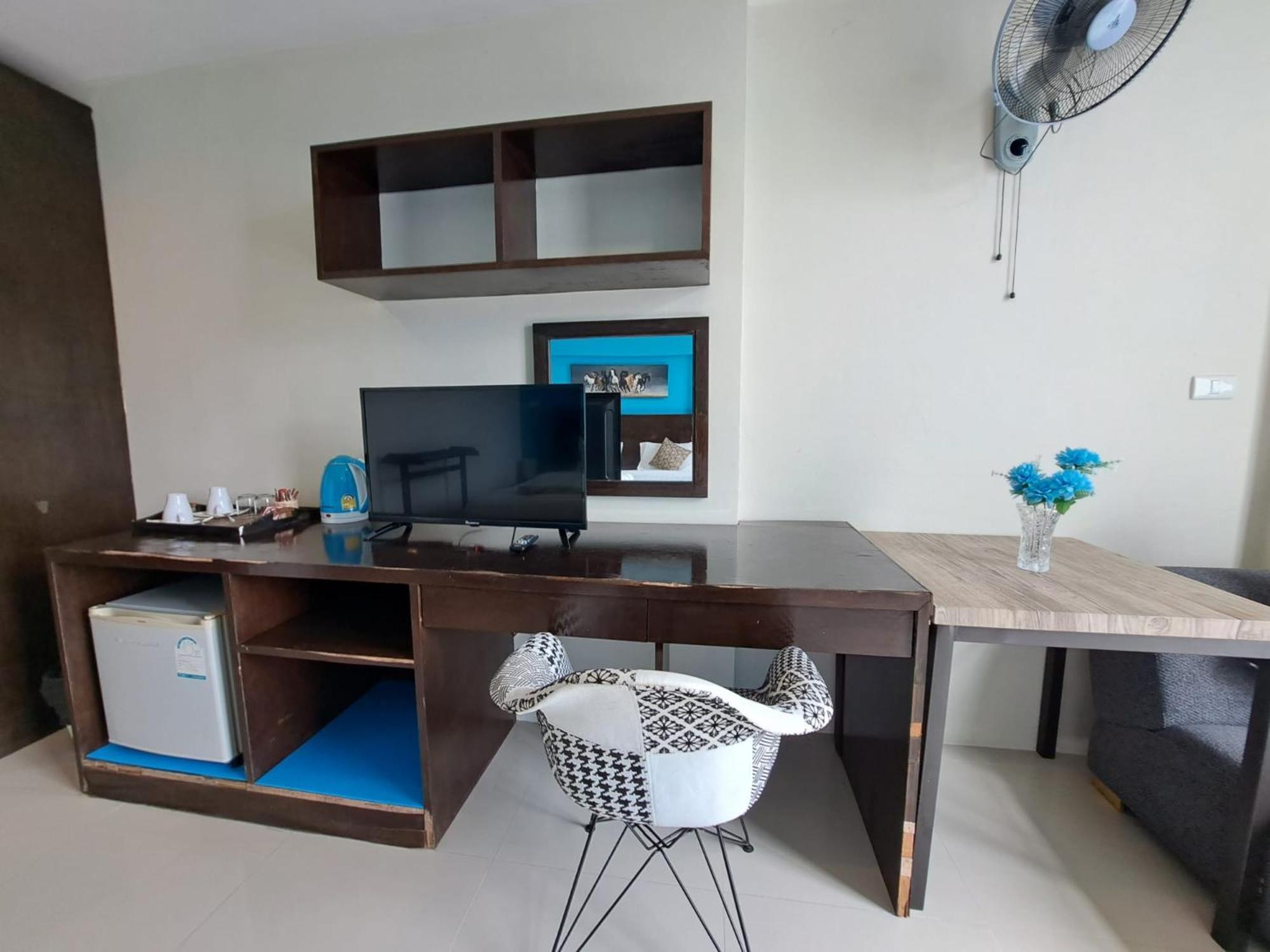 Baan Oui Guest House - Nai Harn Phuket ภายนอก รูปภาพ